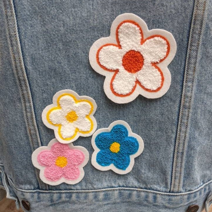 Daisy Chenille Patch - Sew On - Available In Different Colors!