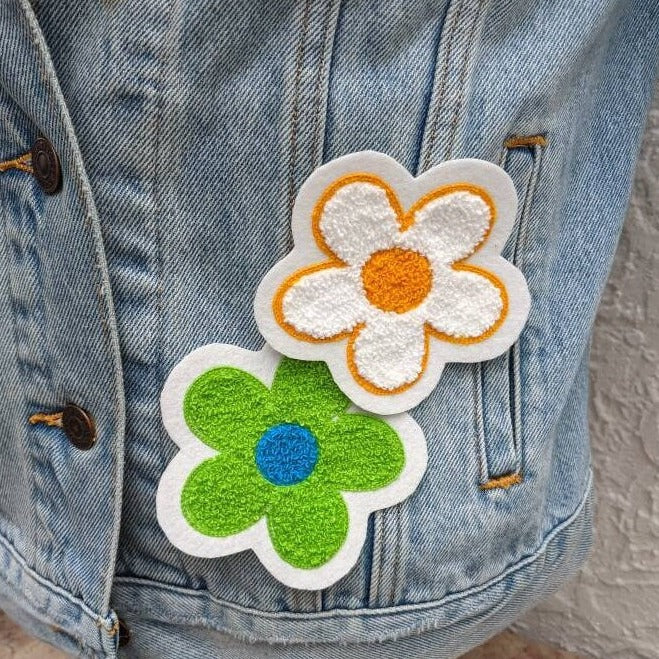 Daisy Chenille Patch - Sew On - Available In Different Colors!