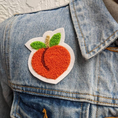 Chenille Juicy Peach Patch - Emoji