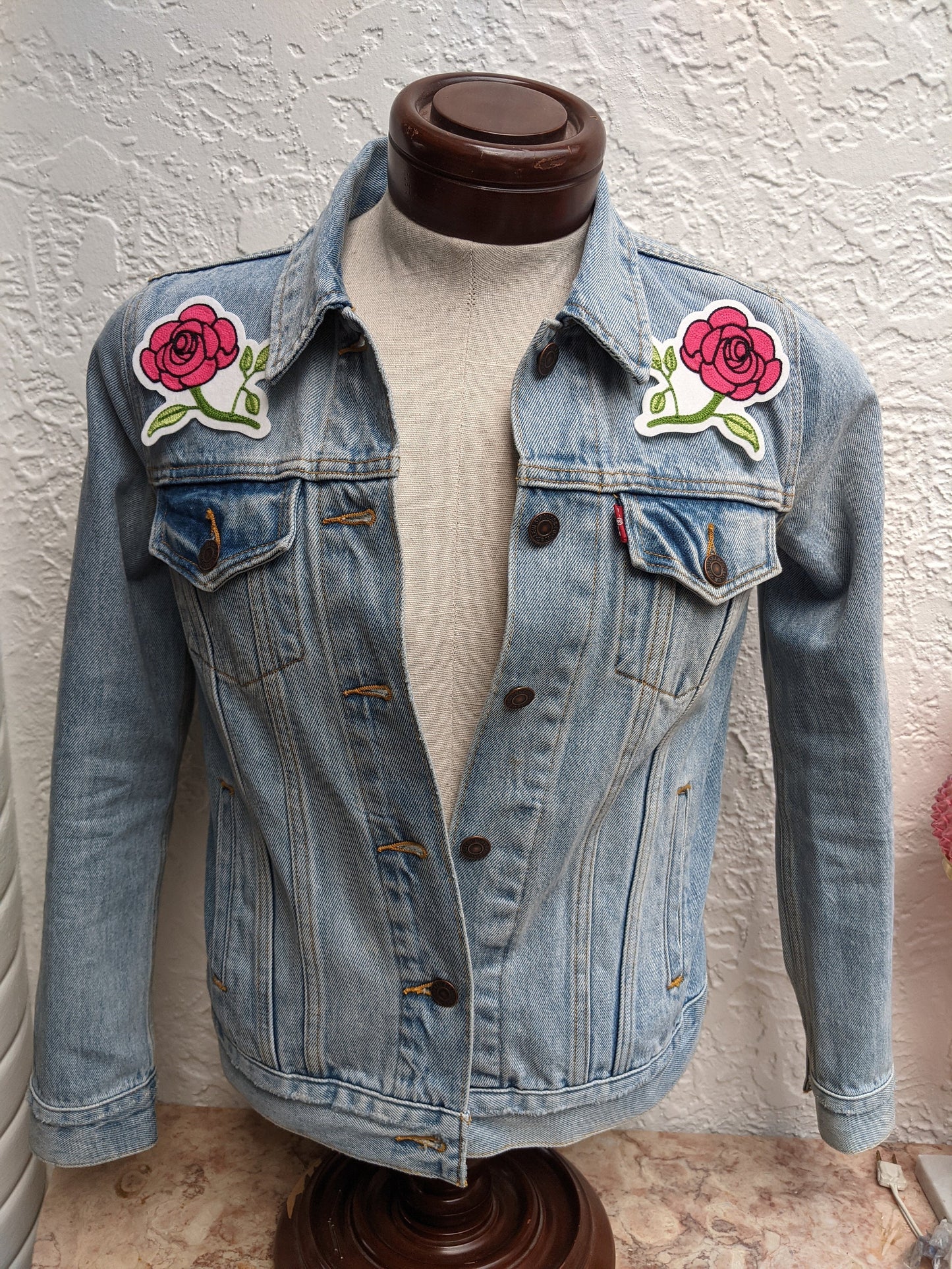 Ladies Small Jacket Chainstitch Roses